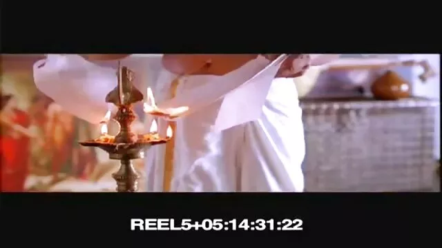 ఊపిరి తెలుగు సెక్స్ మూవీ తెలుగు పీల్చుకుంటున్న రెడ్‌హెడ్ అమ్మాయి ఒనిక్స్ మ్యూస్ భారీ నల్లటి డిక్‌ని పీల్చుతోంది